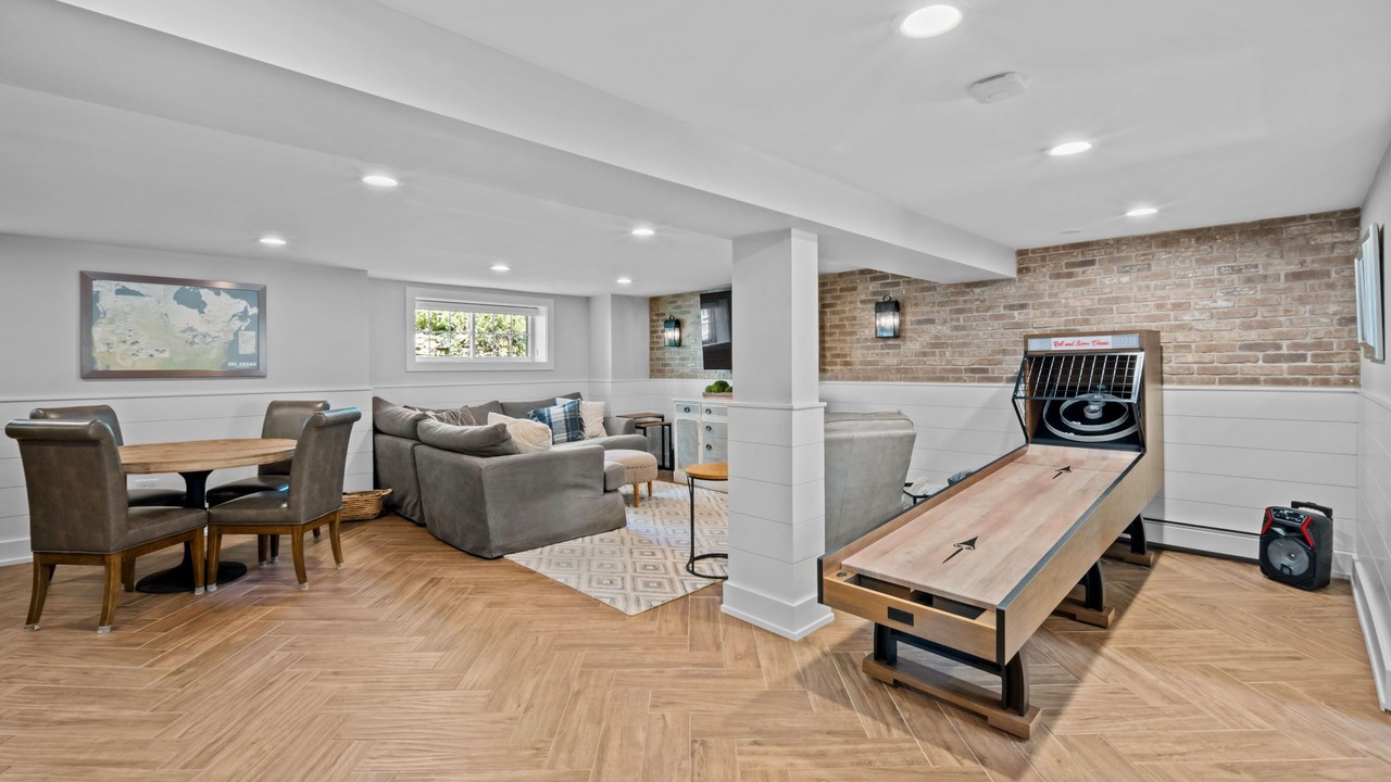 Photo of Bedroom in Western Springs