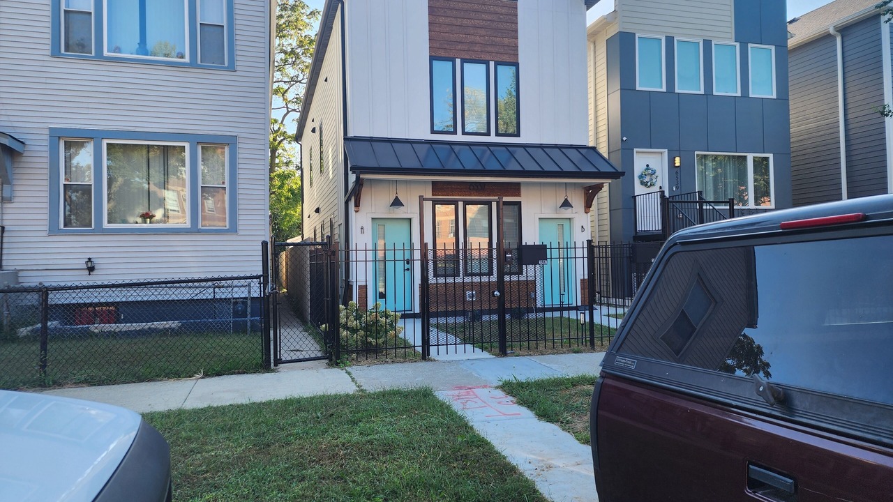 Photo of Outdoor in Woodlawn