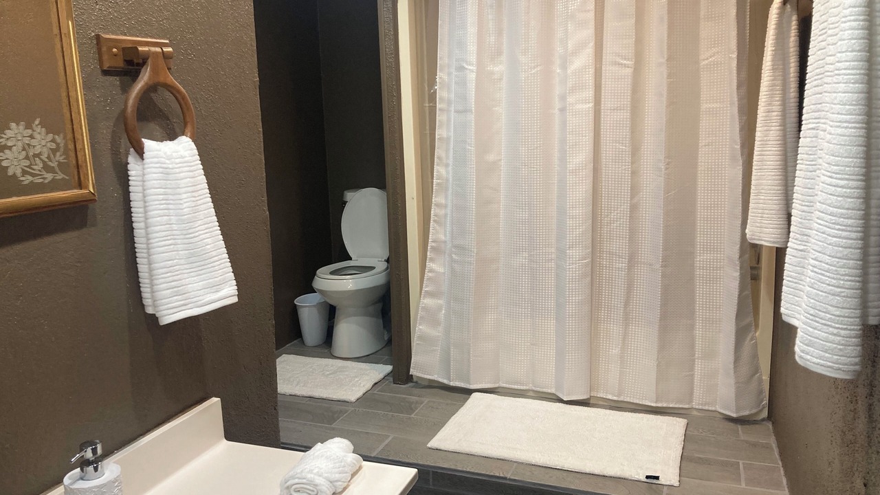 Photo of Bathroom in Glen Carbon