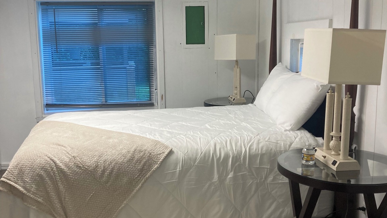 Photo of Bedroom in Glen Carbon