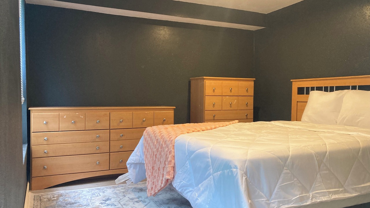 Photo of Bedroom in Glen Carbon