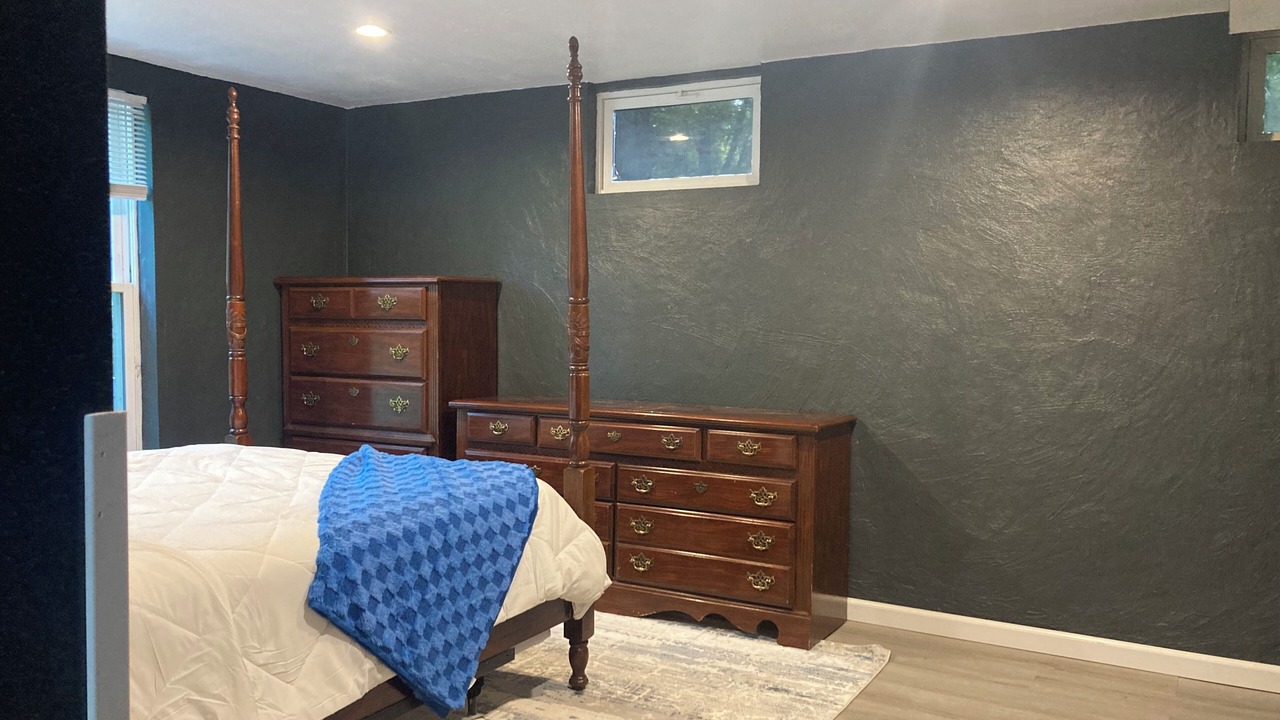 Photo of Bedroom in Glen Carbon