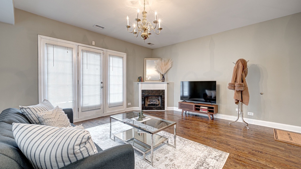 Photo of Livingroom in Tri-Taylor