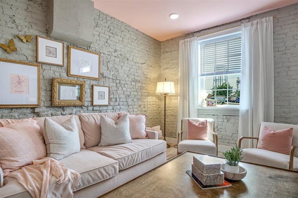 Photo of Livingroom in Waterloo