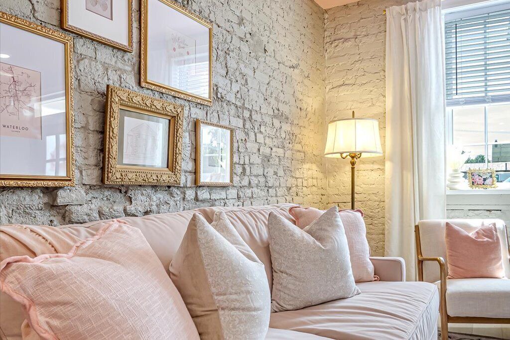 Photo of Livingroom in Waterloo
