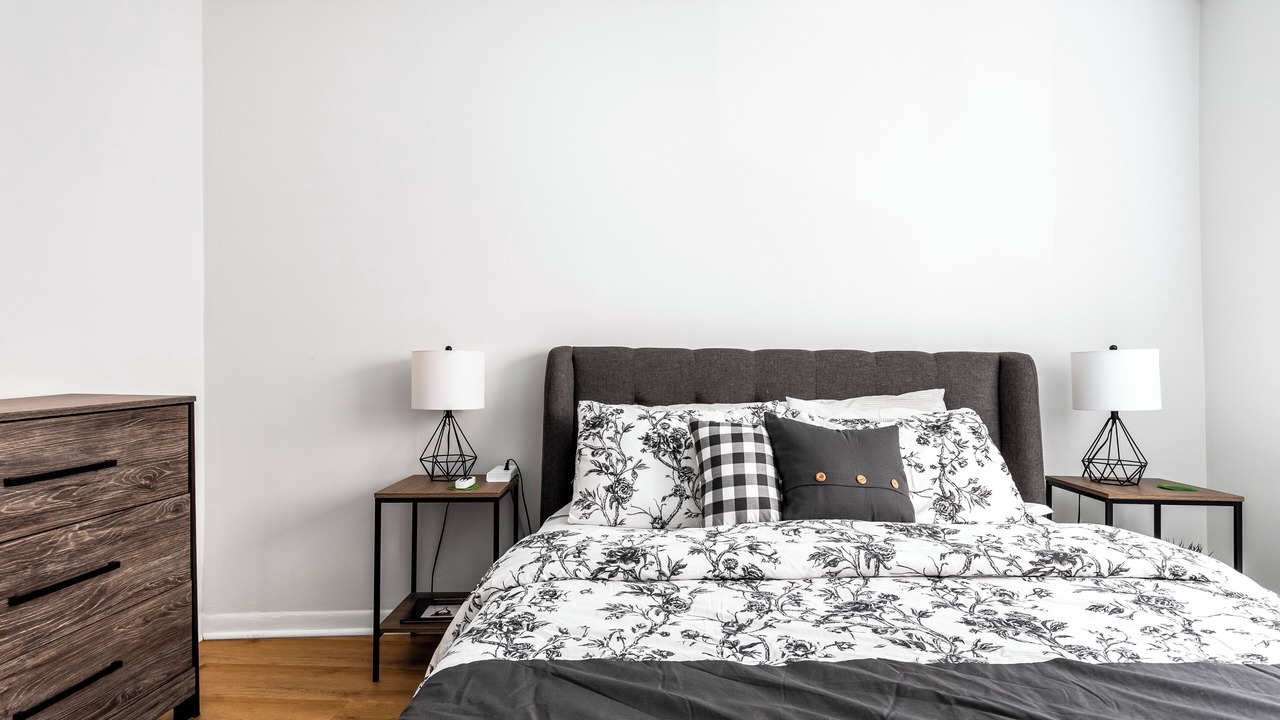 Photo of Bedroom in Lake View East