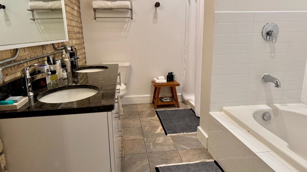 Photo of Bathroom in West Loop