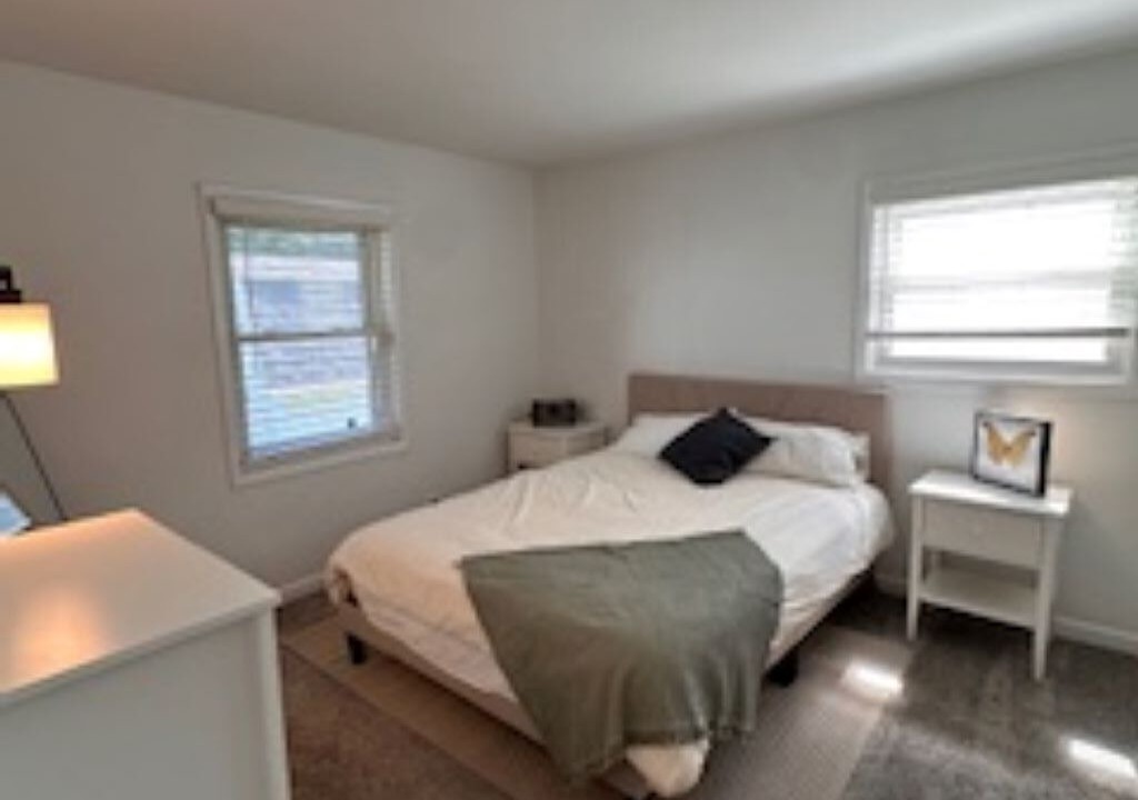 Photo of Bedroom in Elk Grove Village