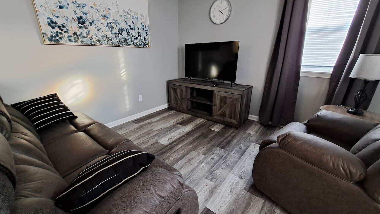 Photo of Livingroom in Streator