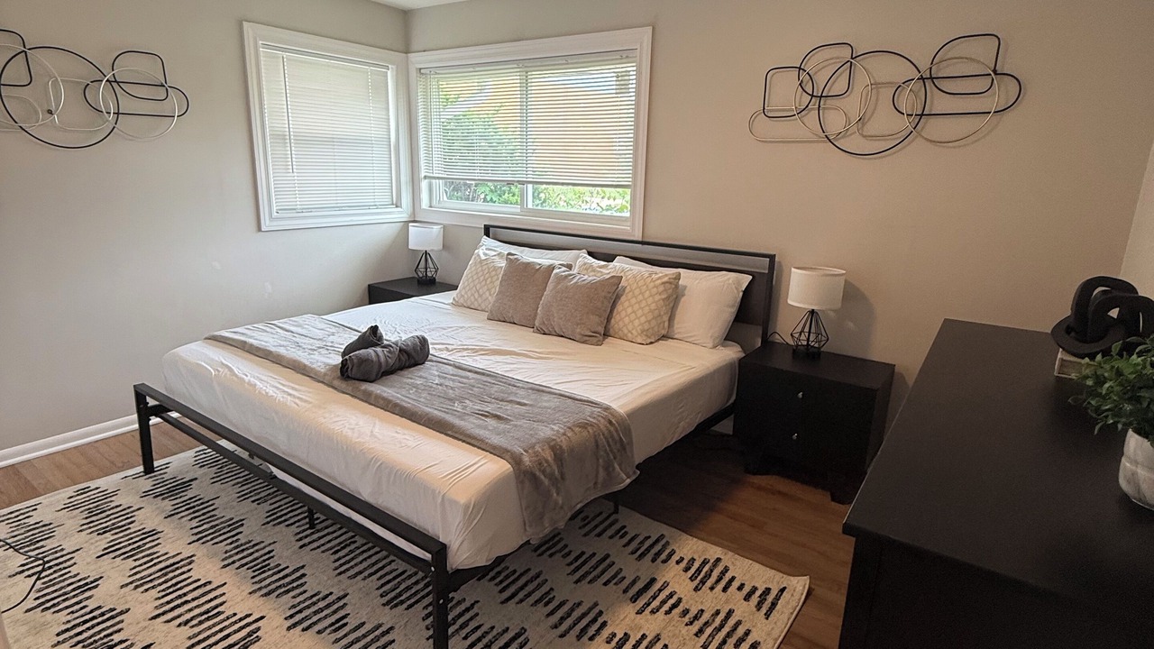 Photo of Bedroom in Oak Lawn