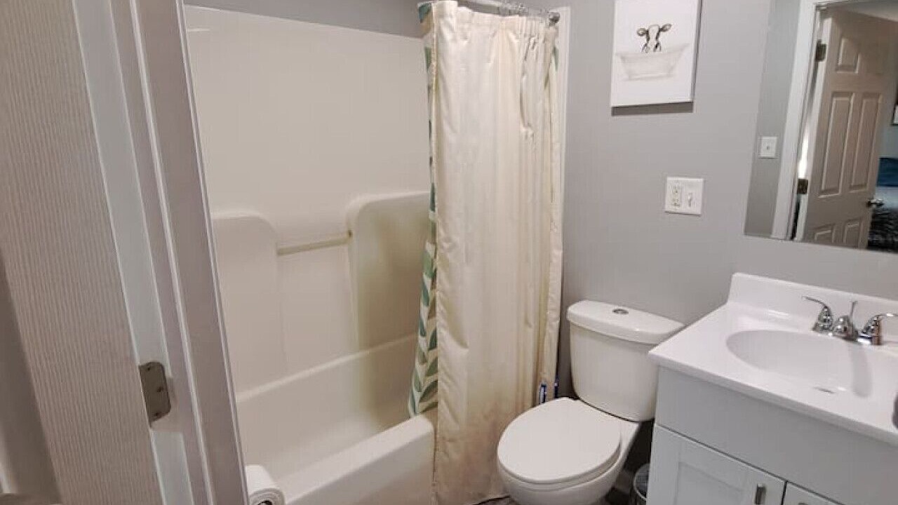 Photo of Bathroom in Streator