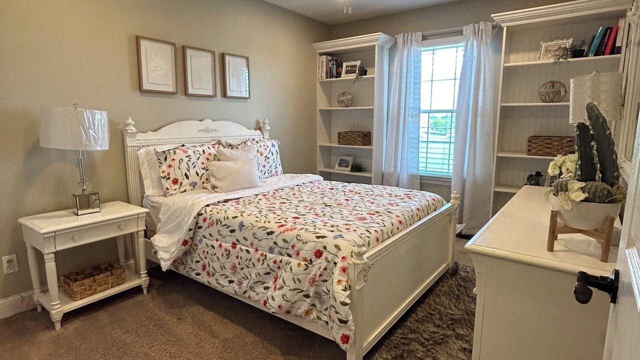 Photo of Bedroom in Belvidere