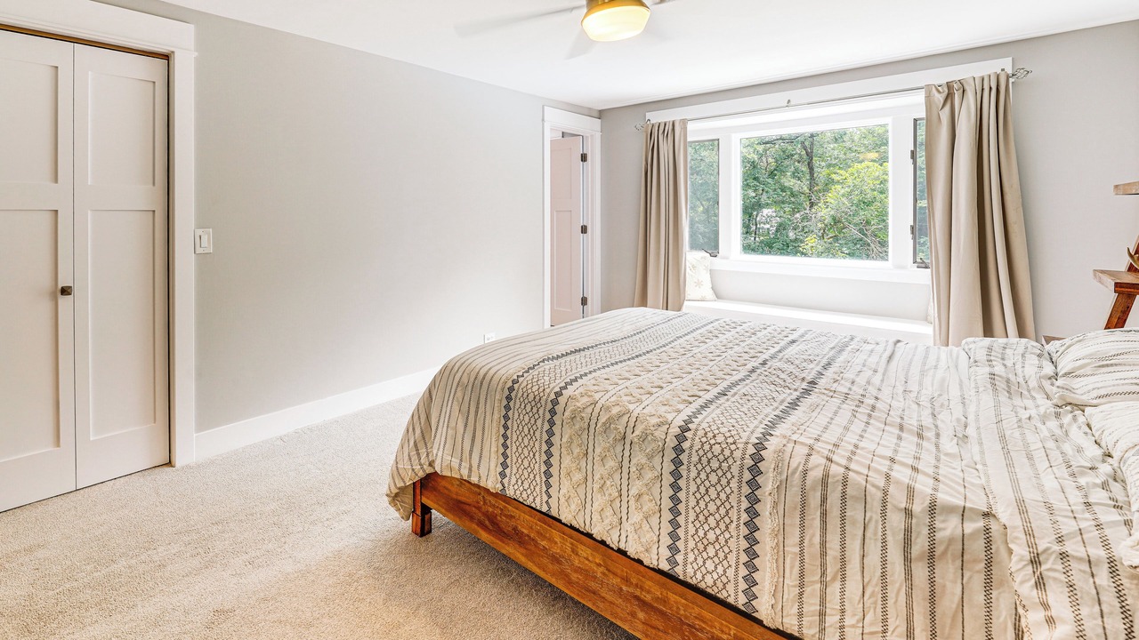 Photo of Bedroom in Wayne