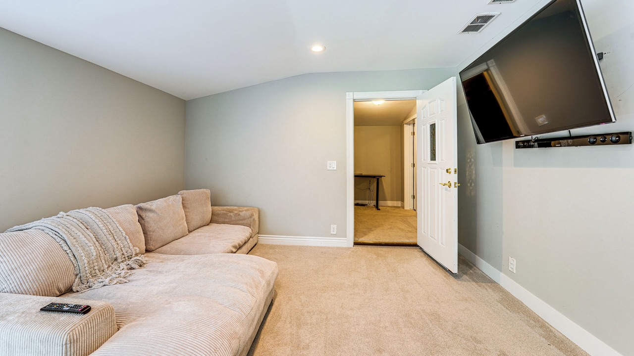 Photo of Livingroom in Wayne