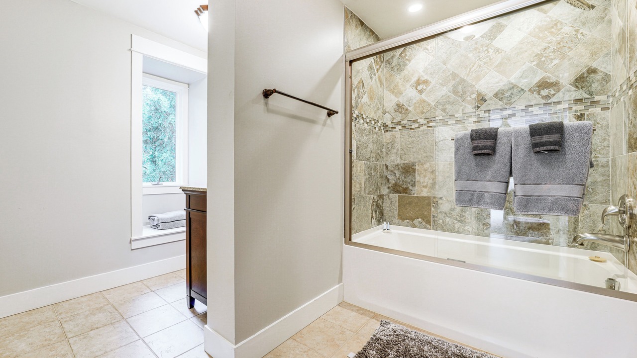 Photo of Bathroom in Wayne