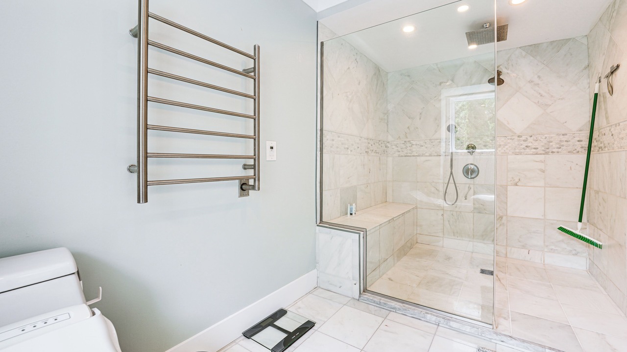 Photo of Bathroom in Wayne