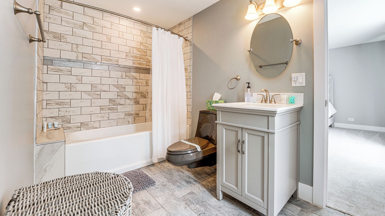 Photo of Bathroom in Wayne