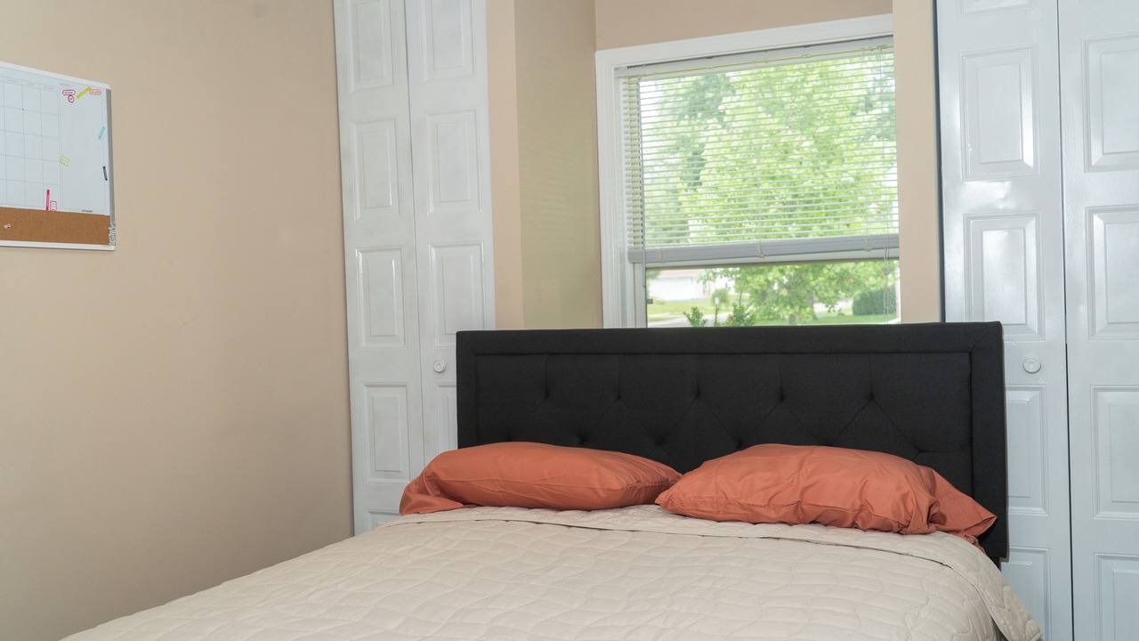 Photo of Bedroom in Wasco