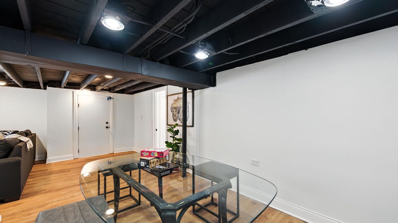 Photo of Bedroom in Avalon Park