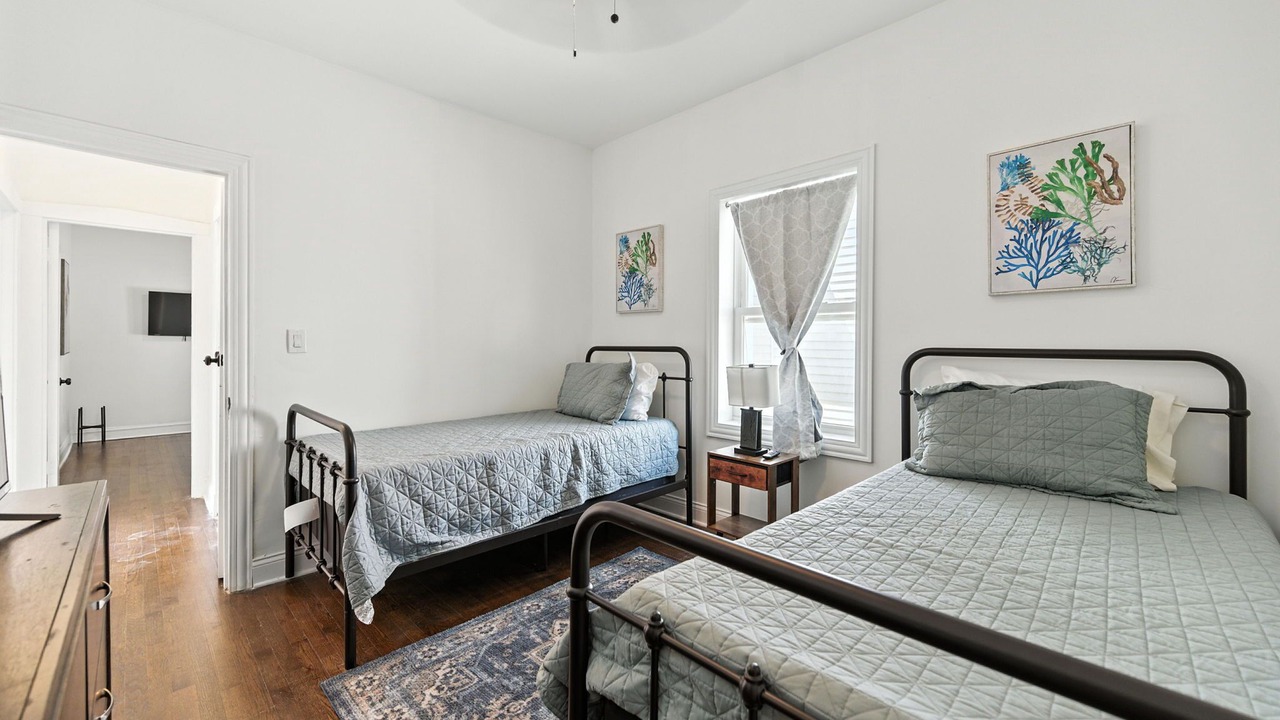 Photo of Bedroom in Avalon Park