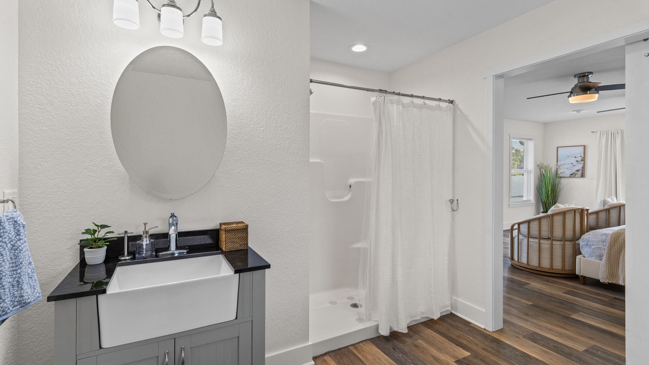 Photo of Bathroom in Manteno