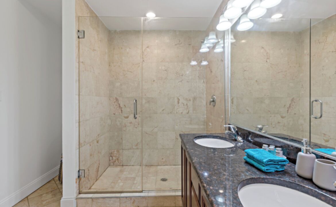 Photo of Bathroom in Washington Park