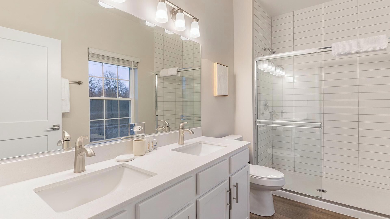Photo of Bathroom in Willow Springs