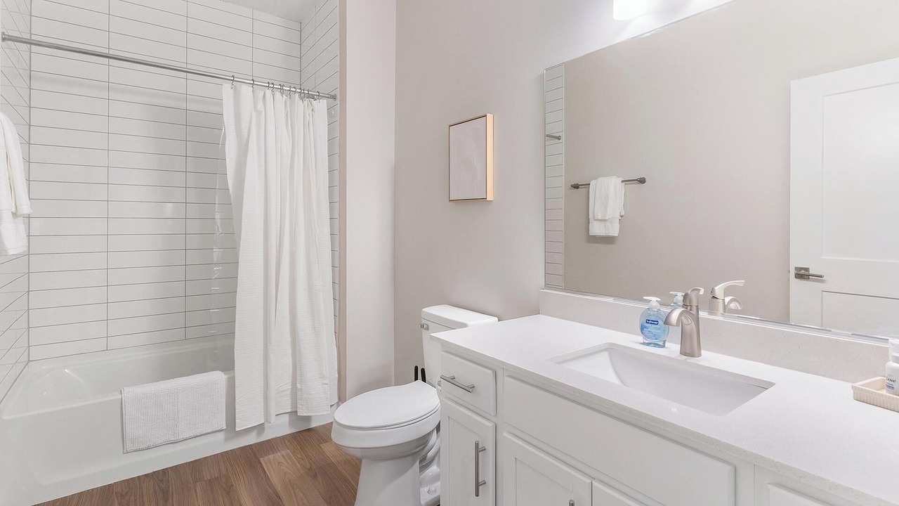 Photo of Bathroom in Willow Springs