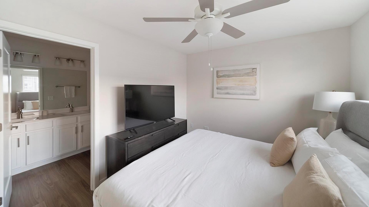 Photo of Bedroom in Willow Springs