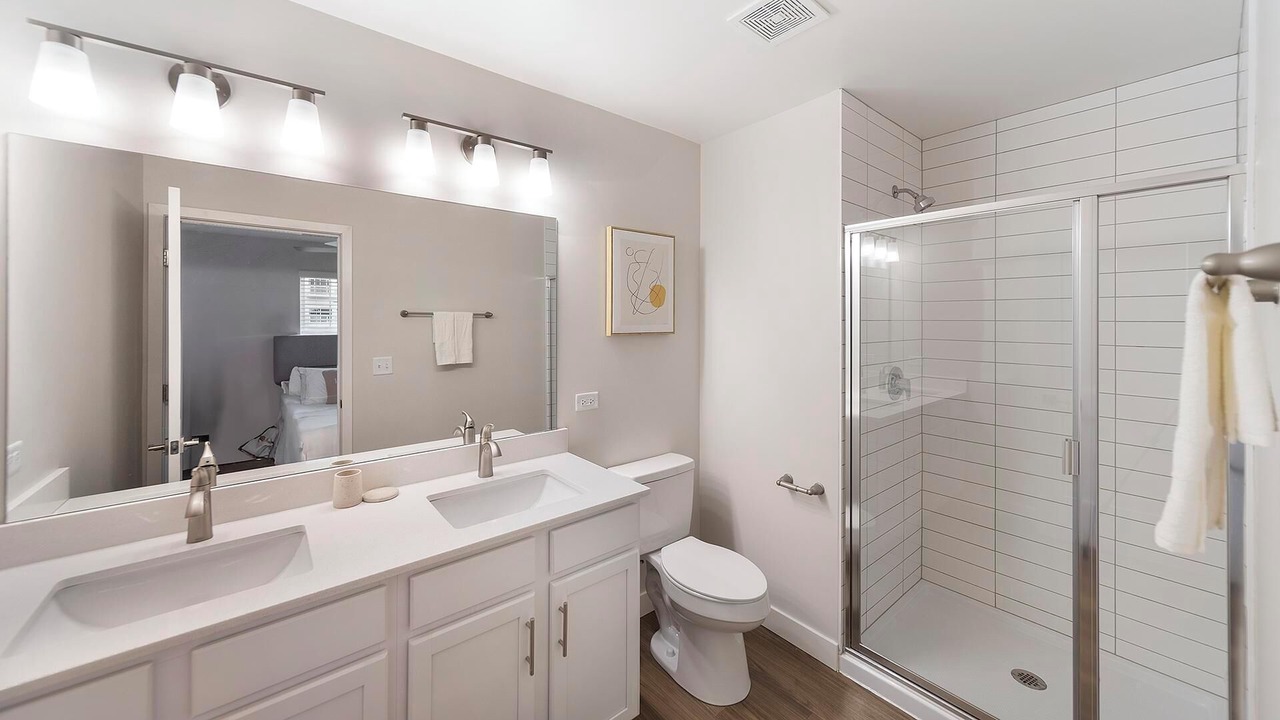 Photo of Bathroom in Willow Springs