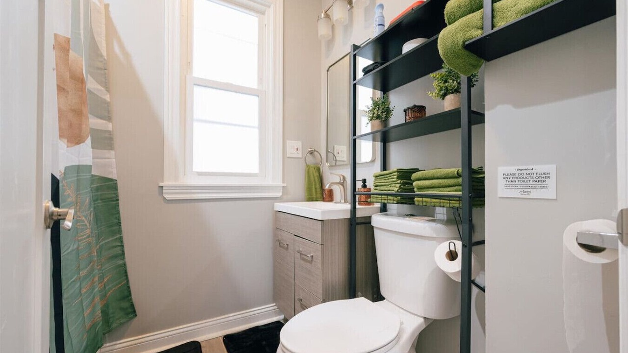 Photo of Bathroom in Avondale