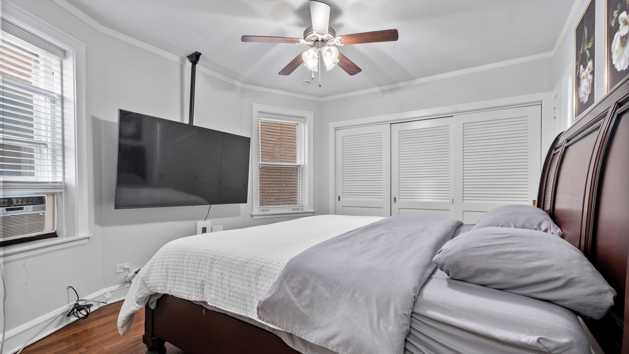 Photo of Bedroom in Budlong Woods