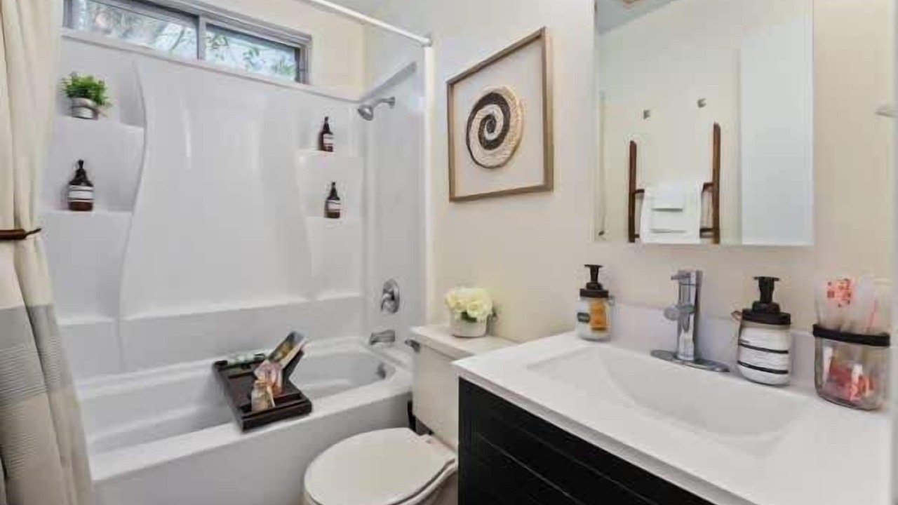 Photo of Bathroom in Streamwood