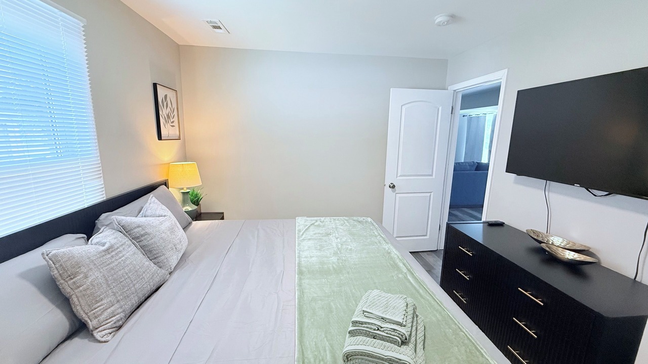 Photo of Bedroom in Franklin Park