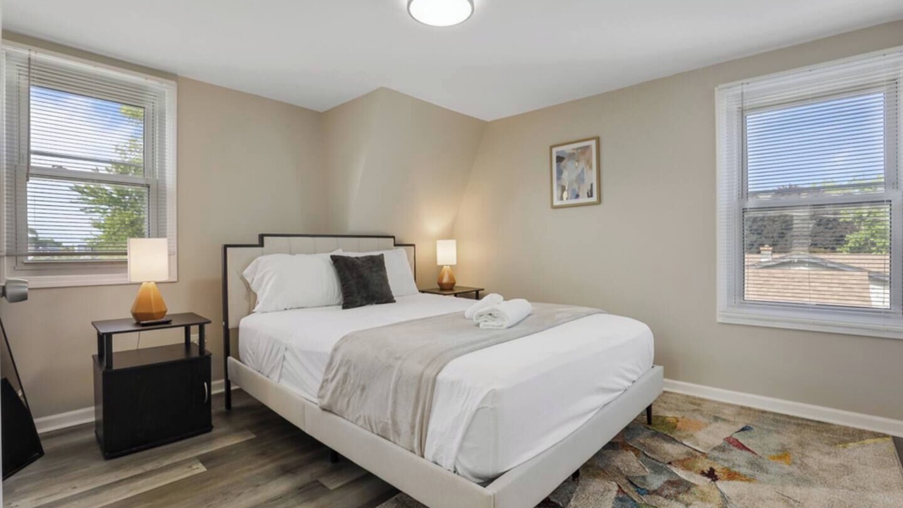 Photo of Bedroom in Franklin Park