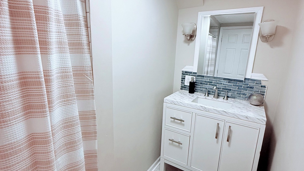 Photo of Bathroom in Franklin Park