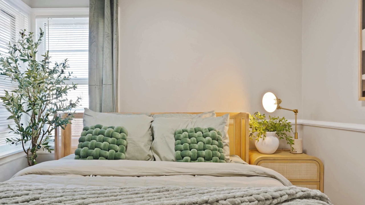 Photo of Bedroom in Homewood