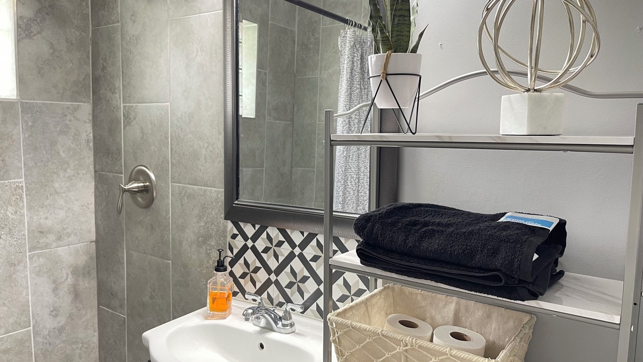 Photo of Bathroom in Park Forest