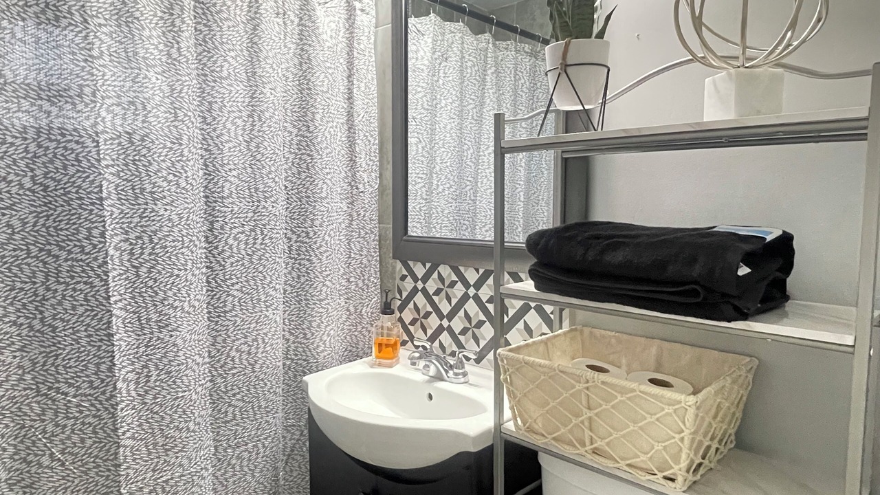 Photo of Bathroom in Park Forest