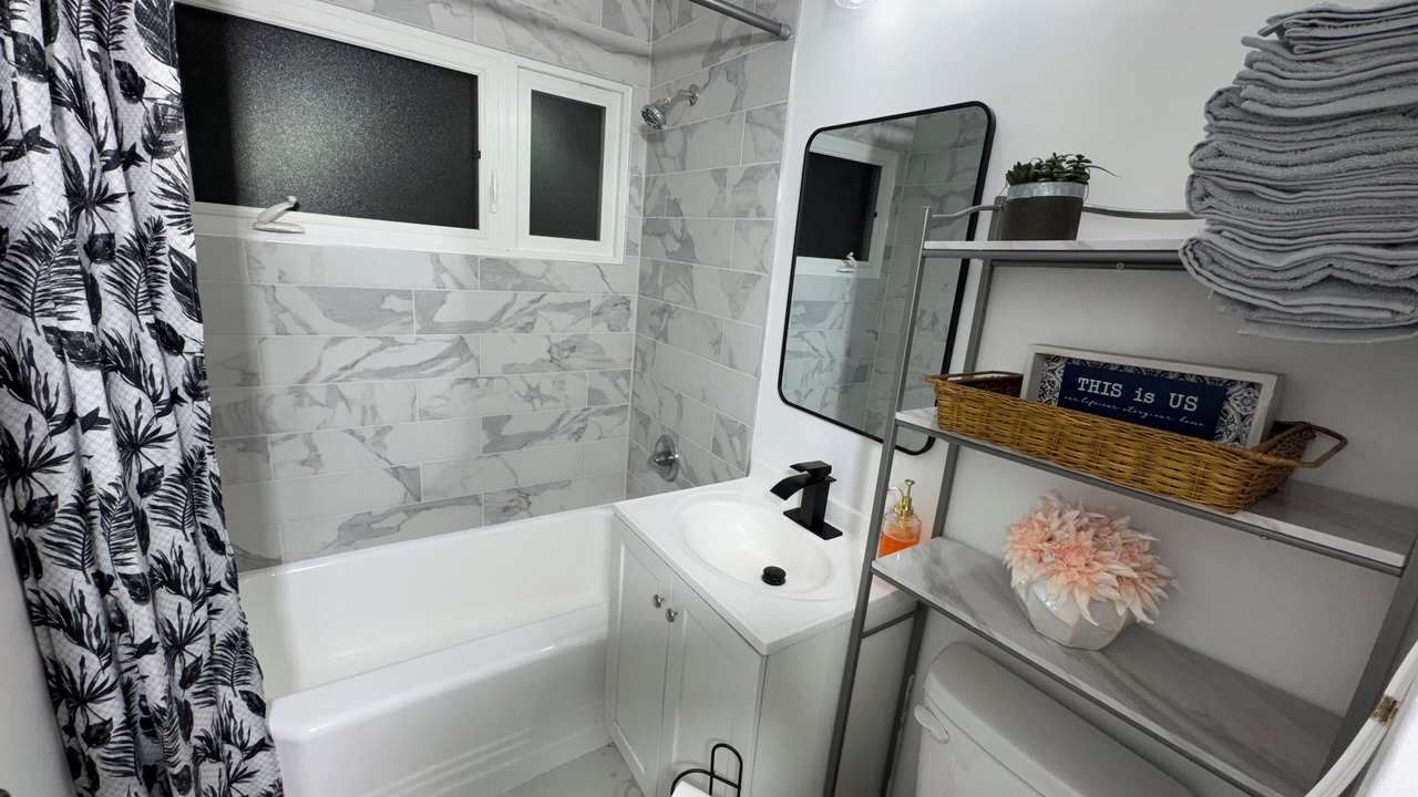 Photo of Bathroom in Park Forest