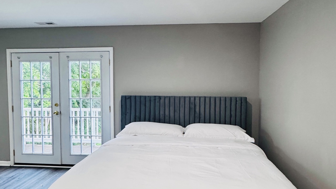 Photo of Bedroom in Des Plaines