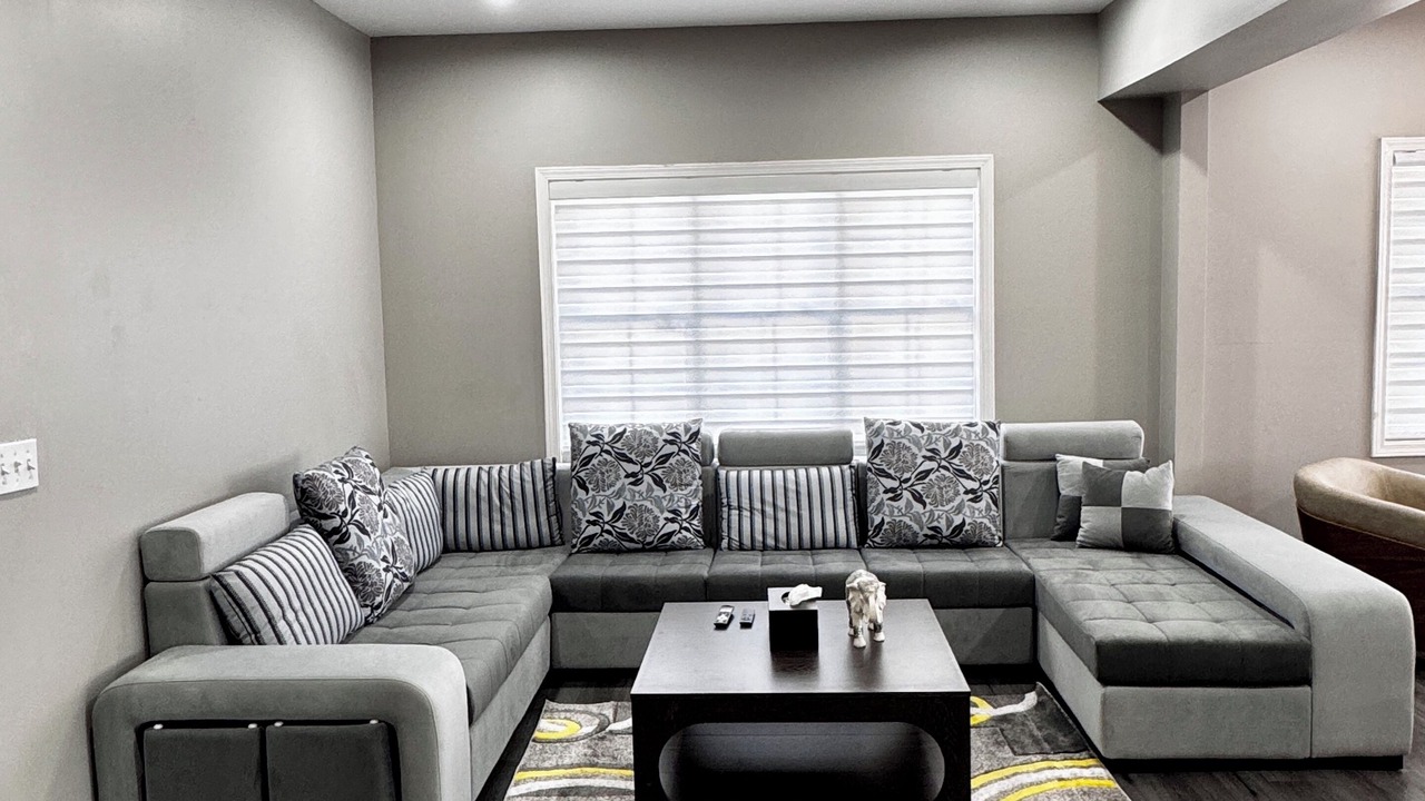 Photo of Livingroom in Des Plaines