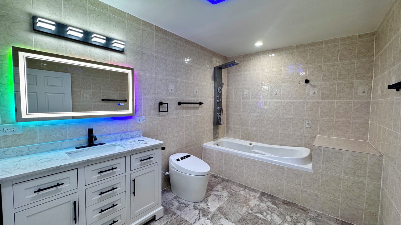 Photo of Bathroom in Des Plaines