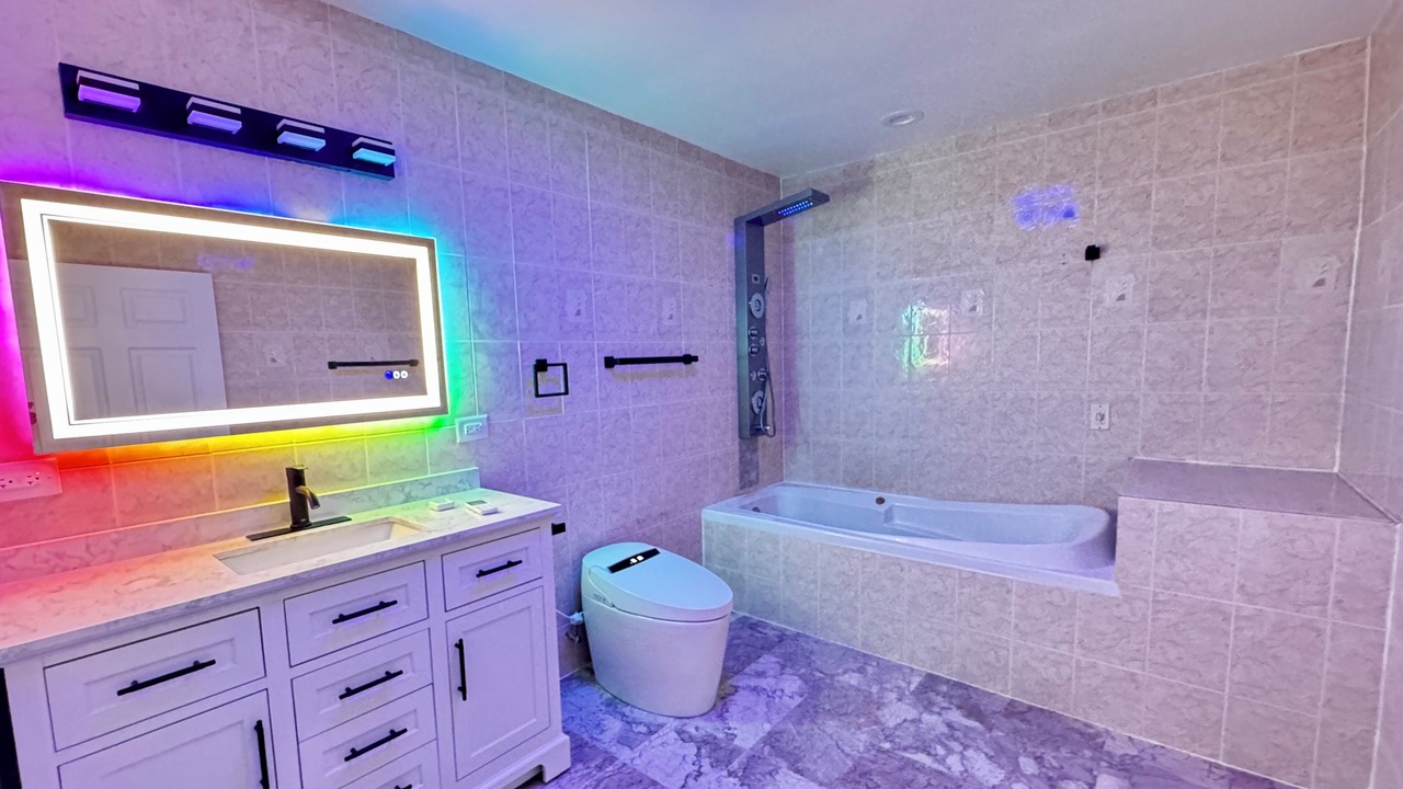 Photo of Bathroom in Des Plaines