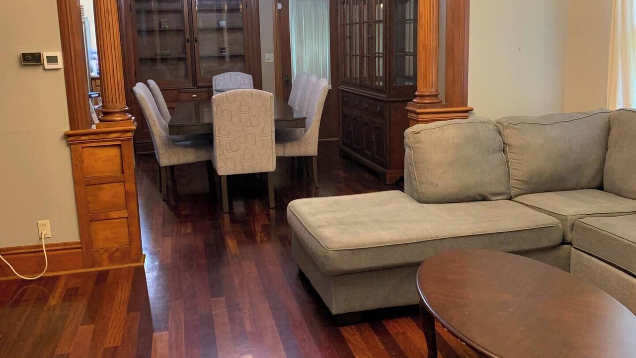 Photo of Livingroom in Dixon