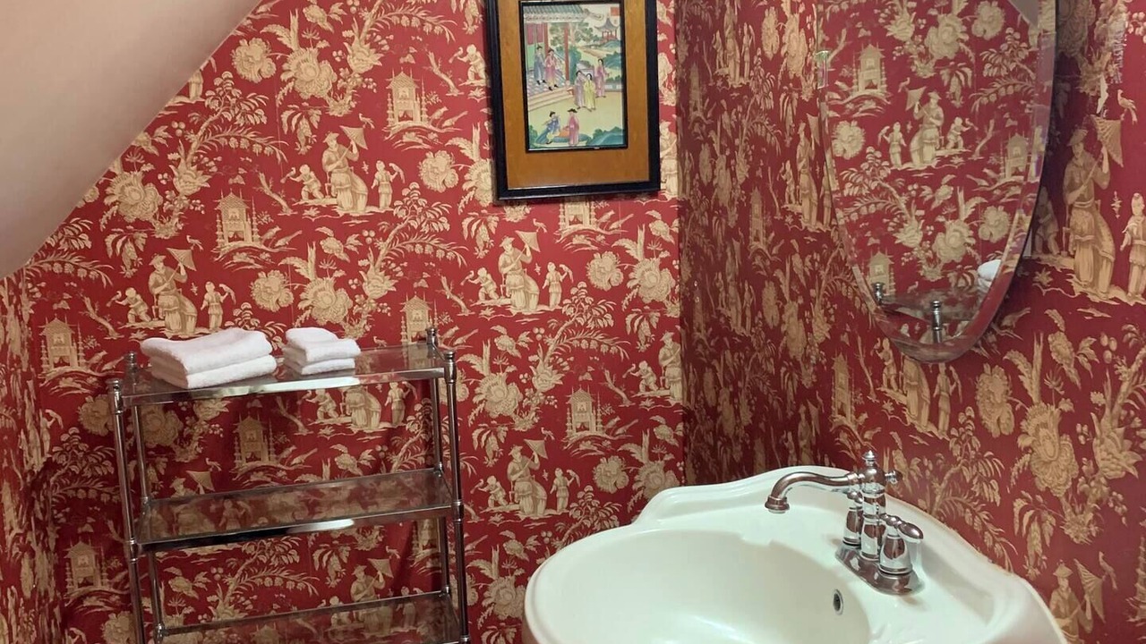 Photo of Bathroom in Dixon