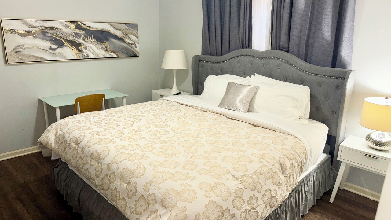Photo of Bedroom in Grand Boulevard