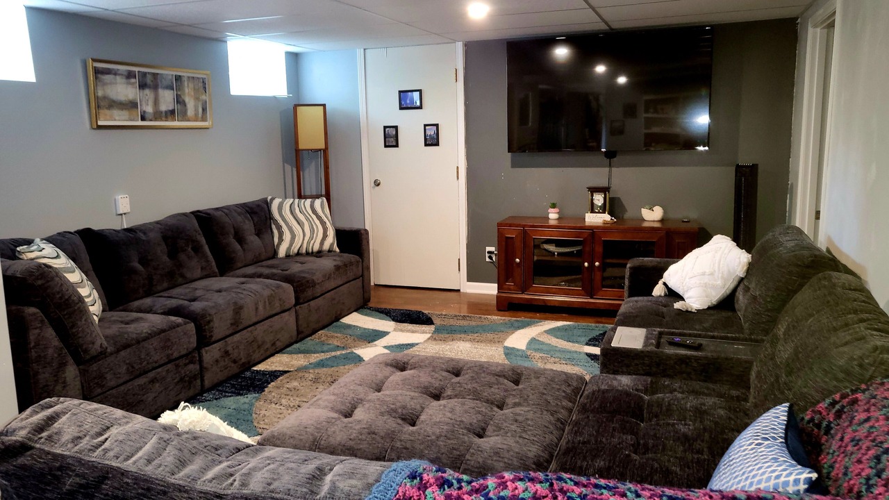 Photo of Livingroom in Beecher