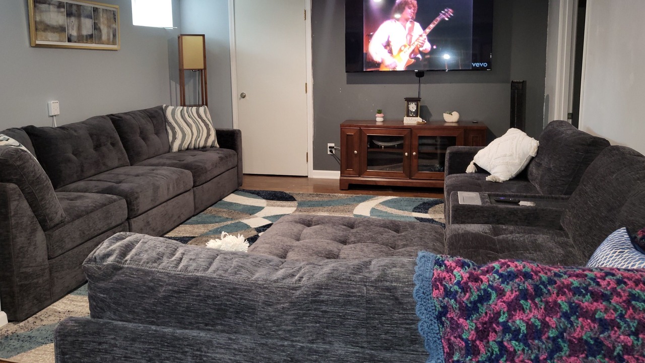 Photo of Livingroom in Beecher