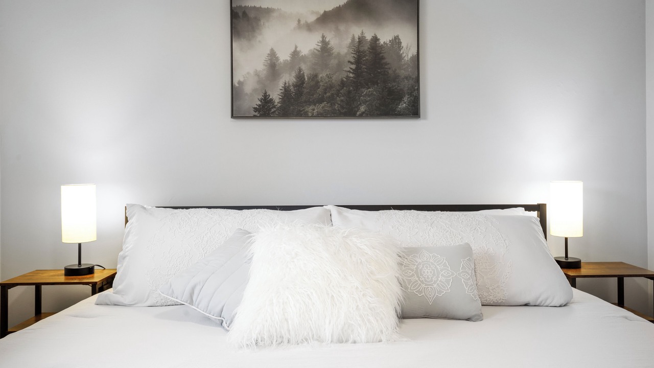 Photo of Bedroom in Wasco